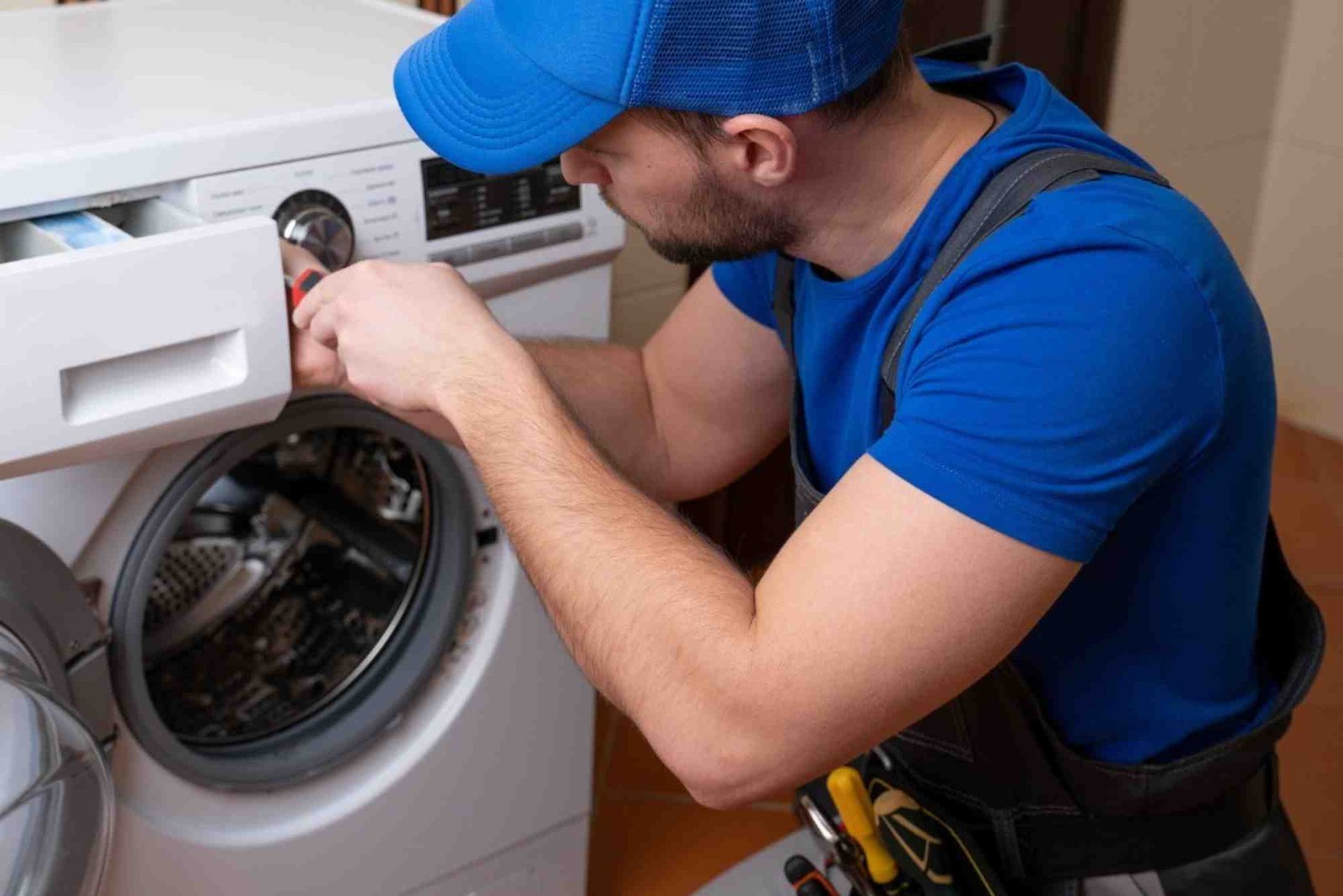 Step-by-Step Guide to Fixing Washing Machine Door Lock Issues in Dubai.