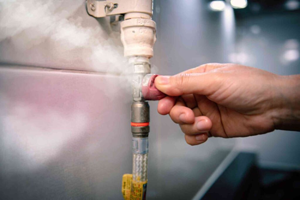 How to Detect AC Gas Leaks – Safety Tips for JVC Residents.