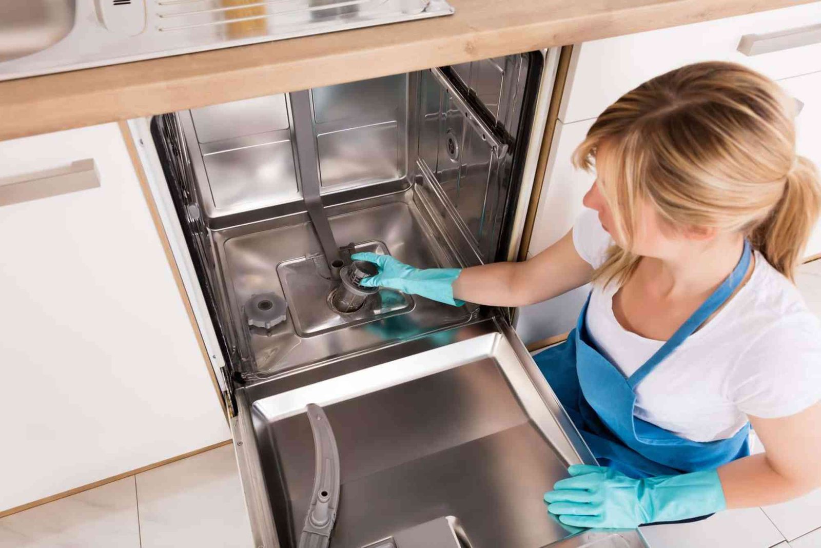 How to Fix Dishwashers That Leave Water Spots on Dishes – JVC Guide