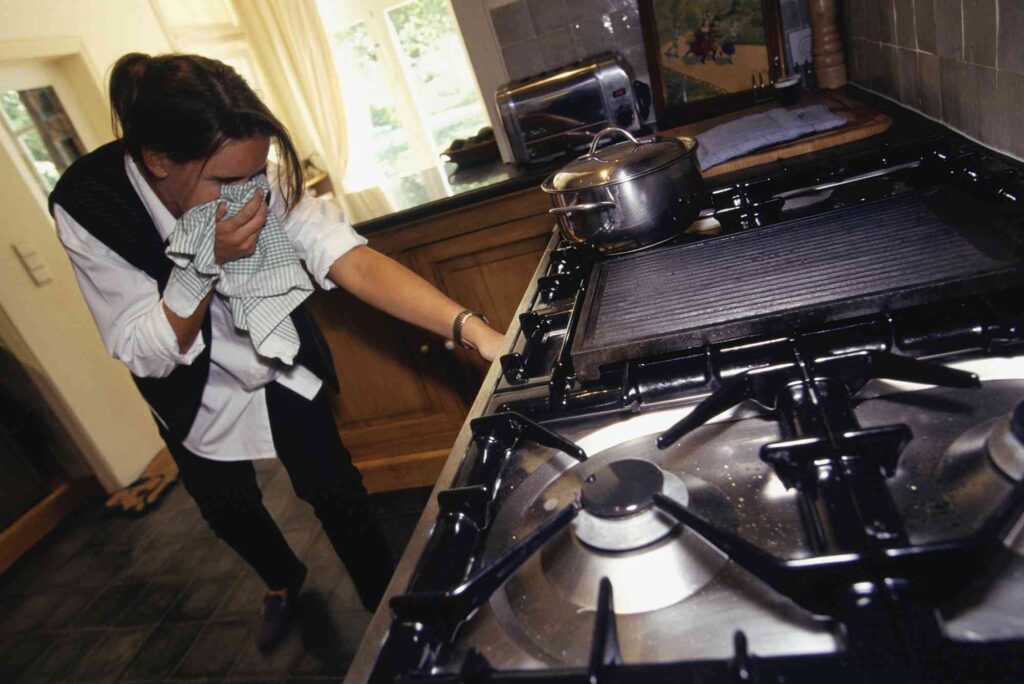 Gas Leaks in Stoves – Warning Signs and Safety Measures for JVC Homes.