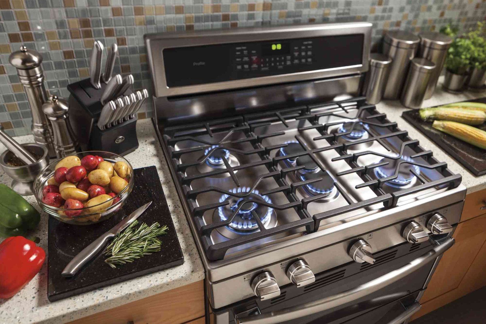Gas Stove Safety Tips for Families in JVC Dubai Homes.