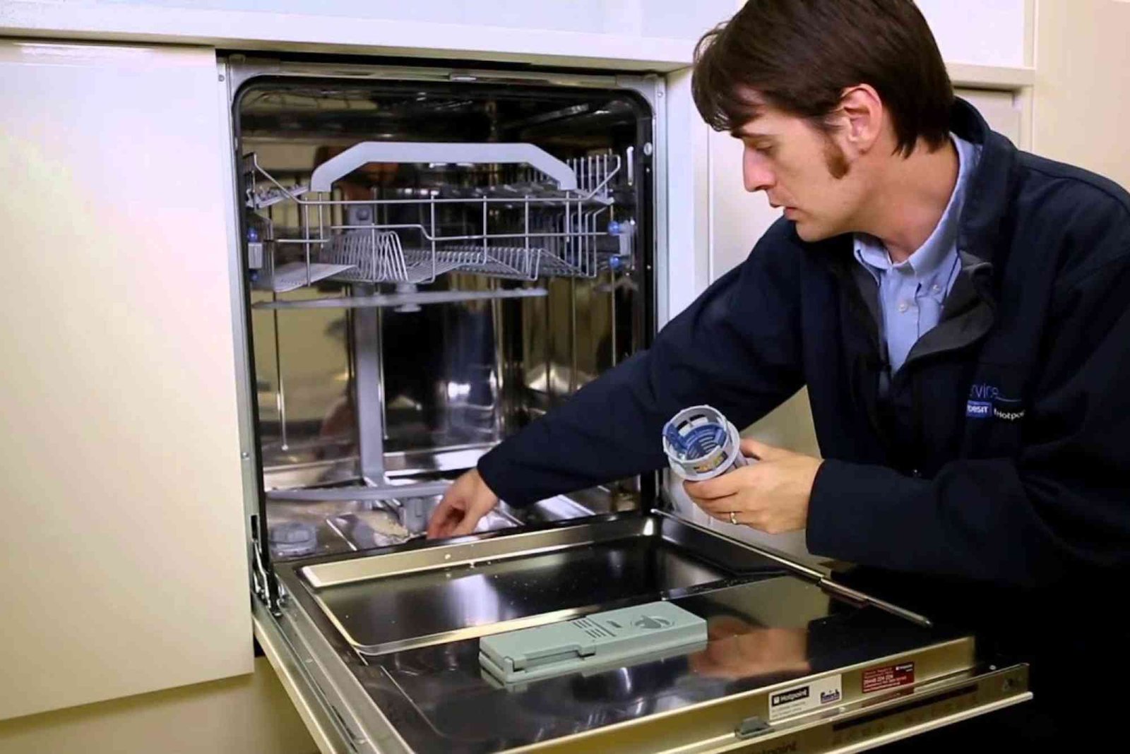 How to Repair a Dishwasher Door Seal Leak – Easy Steps for JVC Apartments