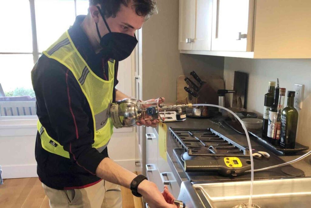 Preventing Gas Leaks in Stoves – Monthly Maintenance Tips for JVC Residents.