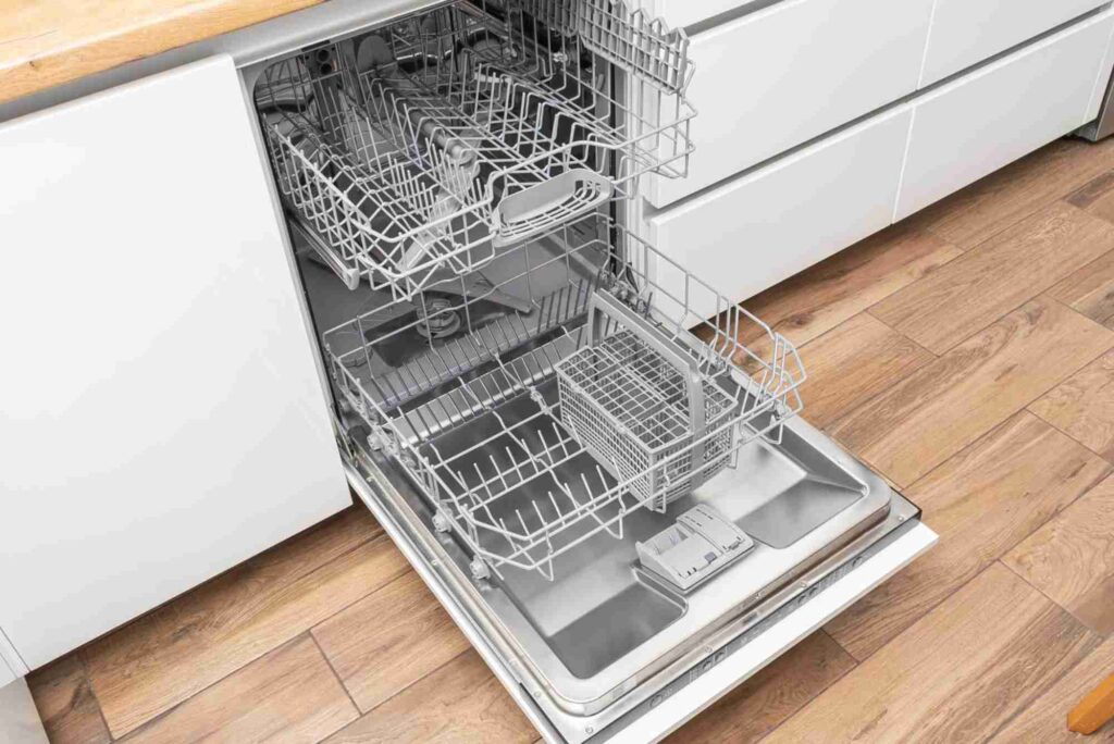 Quick DIY Fixes for Dishwashers That Won’t Drain Water in Dubai Homes