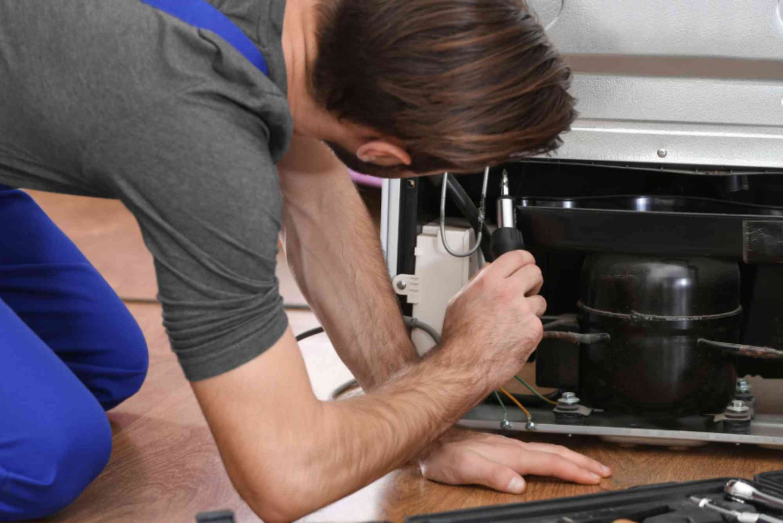 Quick Fixes For Refrigerator Temperature Fluctuations In JVC Dubai