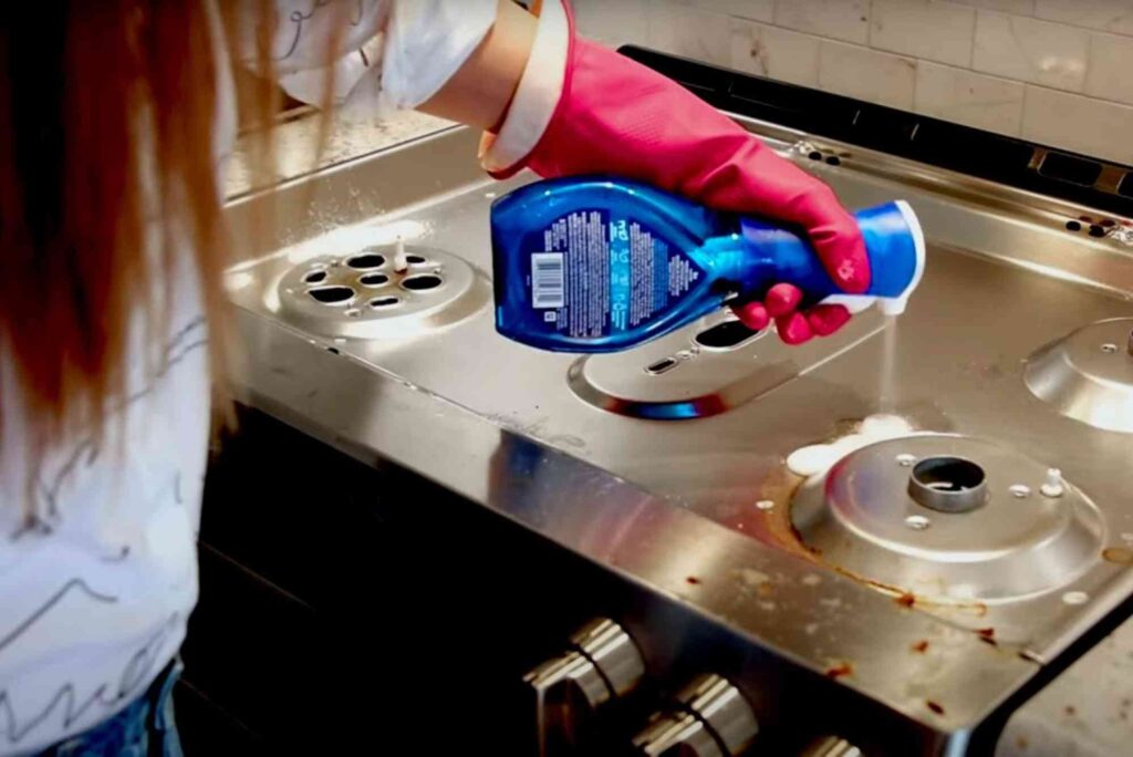 Top Cleaning Products for Gas Stove Grates in JVC Dubai Homes.