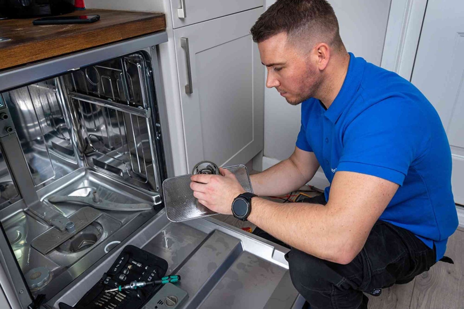 Top Reasons Dishwashers Stop Mid-Cycle and How to Fix Them in Dubai