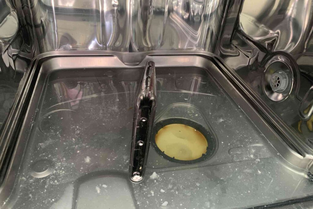 Emergency Steps to Handle a Flooded Dishwasher – Dubai Edition